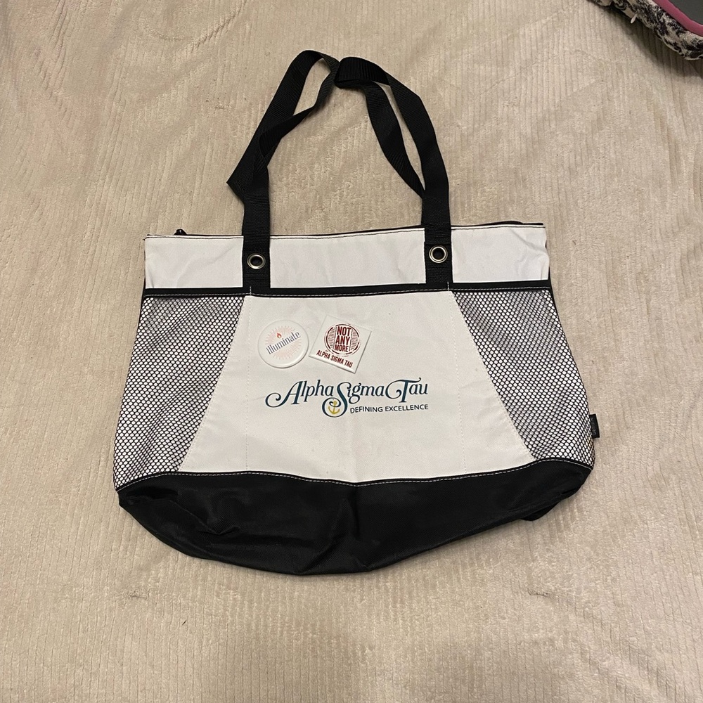 Alpha Sigma Tau zippered tote bag